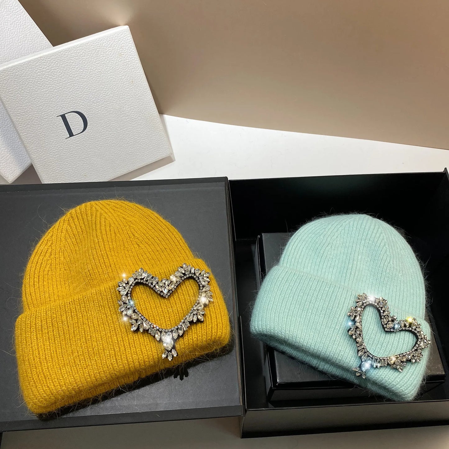 Heart Pattern Rhinestone Winter Knitted Hats for Women Real Rabbit Fur Beanies Caps Tide Brand Lady Warm Walking Beanie Hat