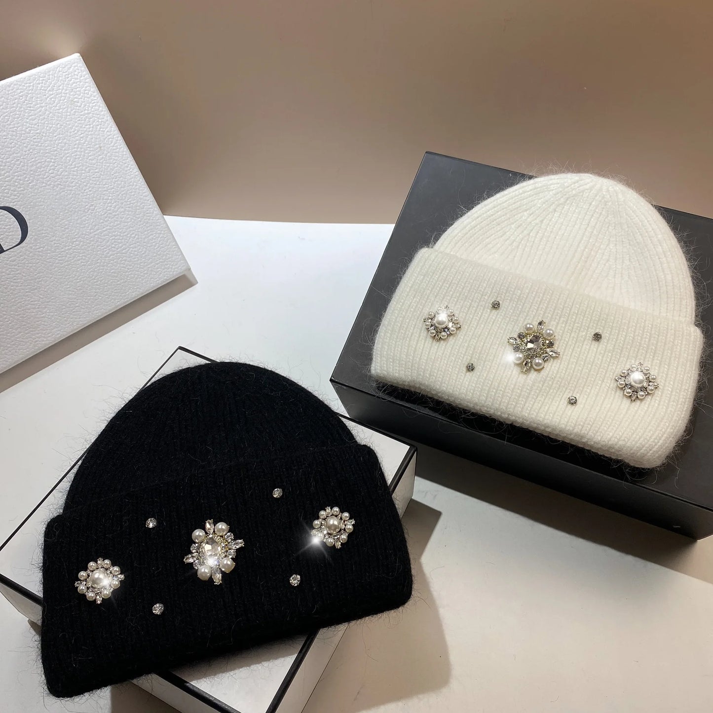 Women Luxury Rhinestones Knitted Hat Autumn Winter Rabbit Fur Beanie Cap Female Thicken Warm Skullies Caps