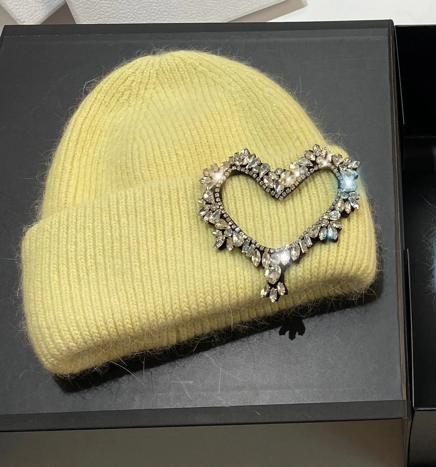 Heart Pattern Rhinestone Winter Knitted Hats for Women Real Rabbit Fur Beanies Caps Tide Brand Lady Warm Walking Beanie Hat